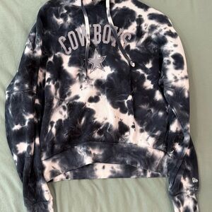 New Era Black and White Tie-Dye Cowboys Hoodie